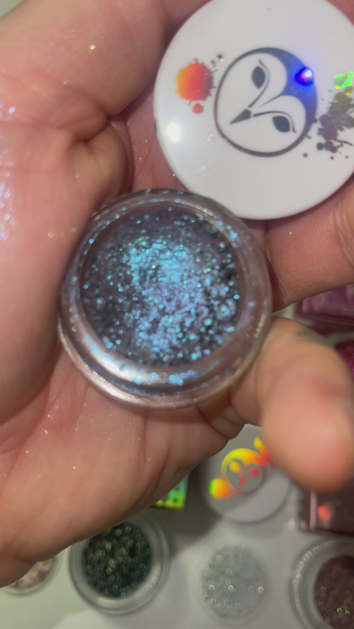 Big Nasty | Holographic Chrome Lustre Eyeshadow