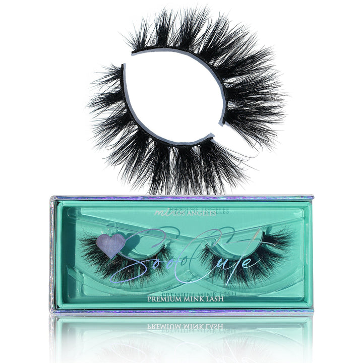 Premium Luxe Lashes- BOW TIE