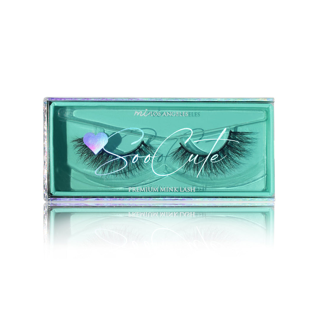 Premium Luxe Lashes- DAISIES