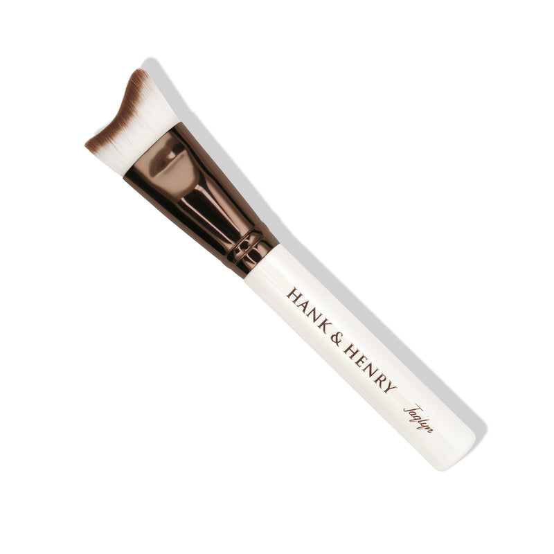 Jaqlyn | Curved Contour Brush